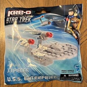 Hasbro Kre-O Star Trek U.S.S. Enterprise Promo